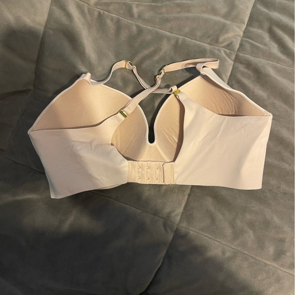 VS bras